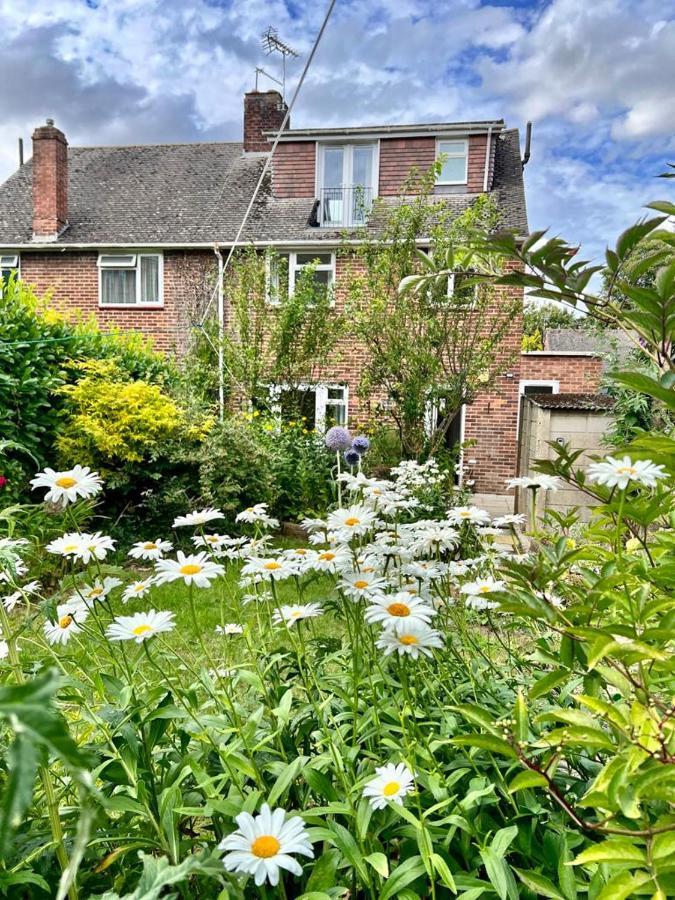 ווינצ'סטר Family Home In Hampshire - Sleeps Up To 9 People With 3 Parking Spaces מראה חיצוני תמונה